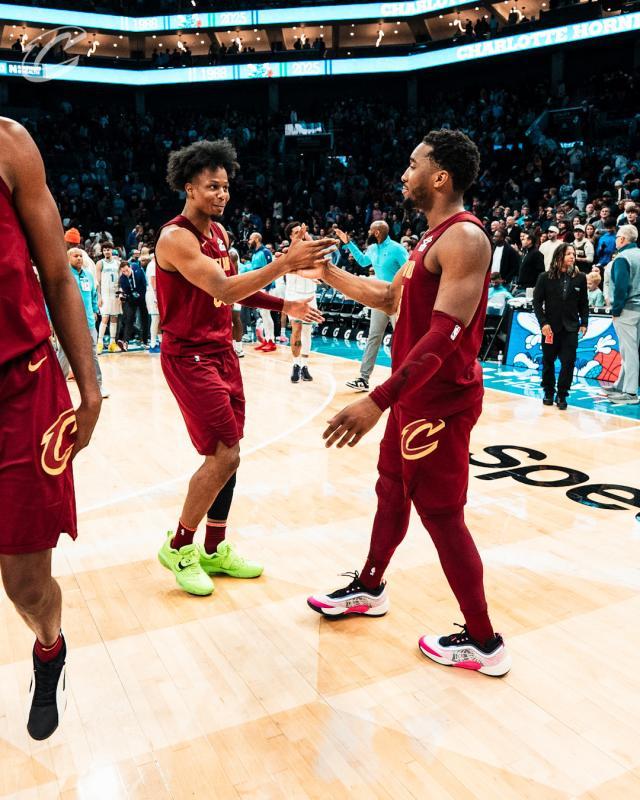 开云体育平台-末节20罚 全场51罚！骑士惊险逆转黄蜂延续13连胜