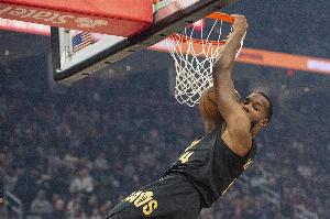 莫布里满足65场标准 若三阵能多拿2300万 二阵及以上能多拿4500万