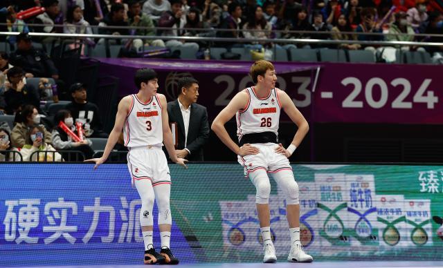 开云手机-【观察】第三阶段保持不败！争冠热门别忘了广东