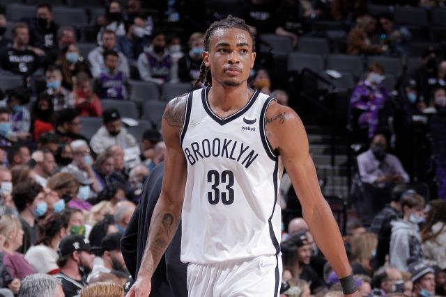 篮网大概率留下克拉克斯顿 麦基成引援目标？